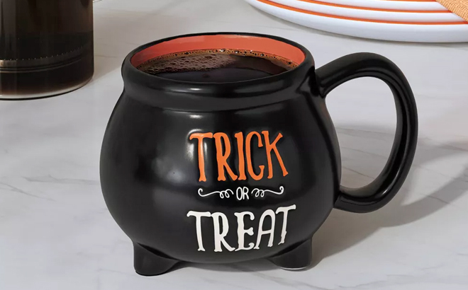 Hyde EEK Trick or Treat Cauldron Mug