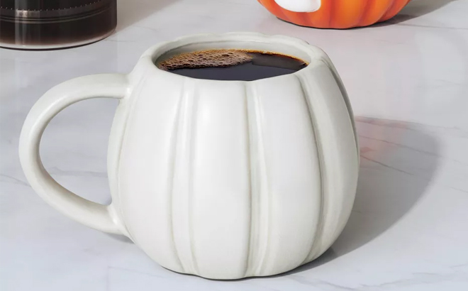 Hyde EEK White Pumpkin Mug