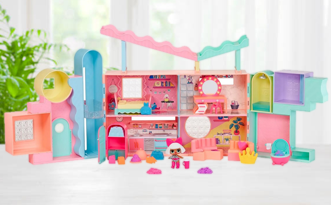 LOL Surprise Squish Sand Magic House with Tot Playset