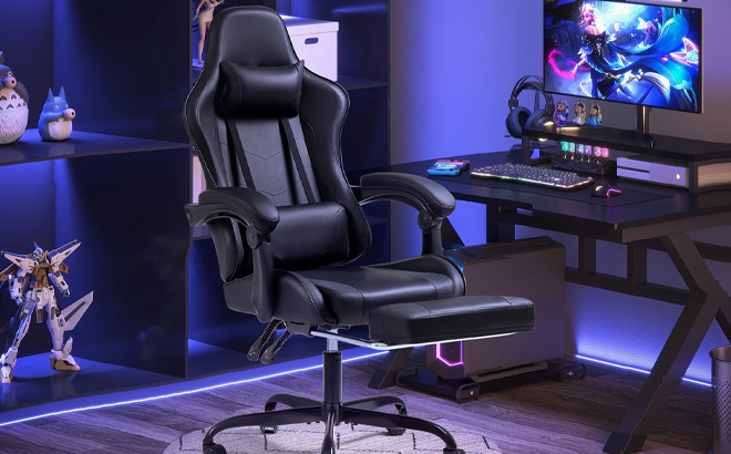 Lacoo Ergonomic Gaming Chair with Footrest and Lumbar Support