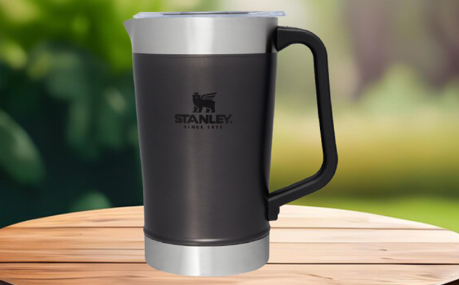 Stanley Stay Chill Classic Pitcher