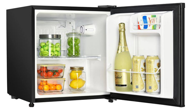 Magic Chef Freezerless Mini Fridge 1.7 cu ft