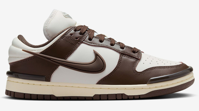 Nike Dunk Low Twist Sneakers