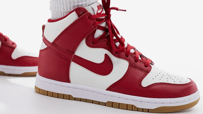 Nike Dunk High Sneakers