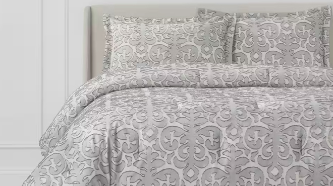 5 Averly 3 Piece Gray Clipped Jacquard Comforter Set