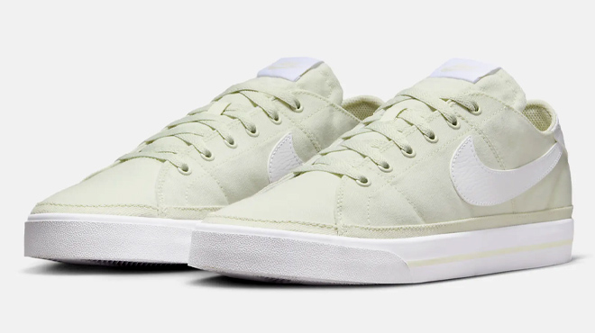 5 Nike Court Legacy Canvas Mens Shoes