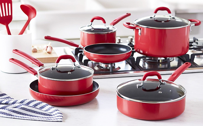 Amazon Basics Aluminum 12 Piece Cookware Set in Red Color