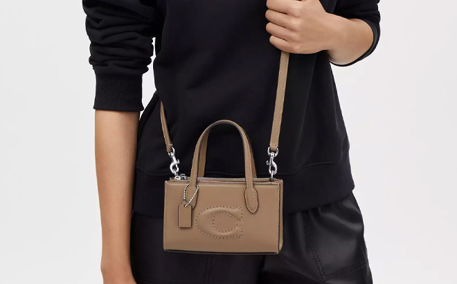 Coach Outlet Nina Mini Tote Bag