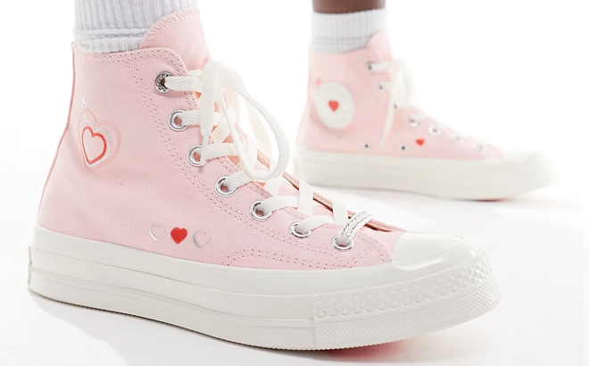 Converse Chuck 70 sneakers with heart embroidery in pink PINK