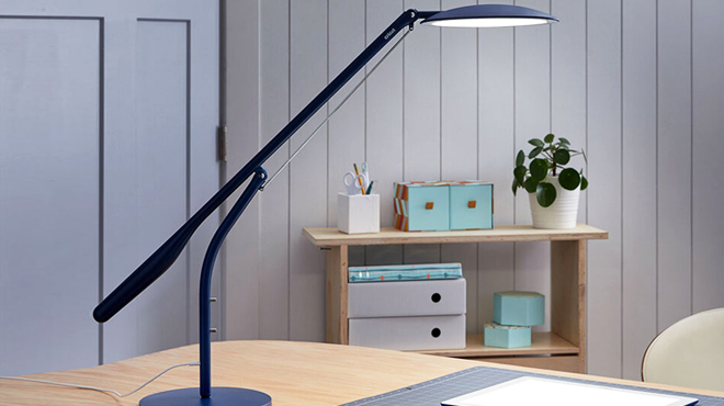 Cricut Bright 360 Ultimate LED Table Lamp in Indigo Color