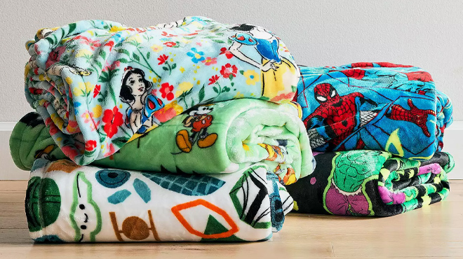 Disneys Oversized Supersoft Printed Plush