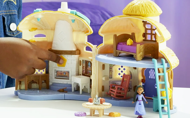 Disneys Wish Cottage Home Playset