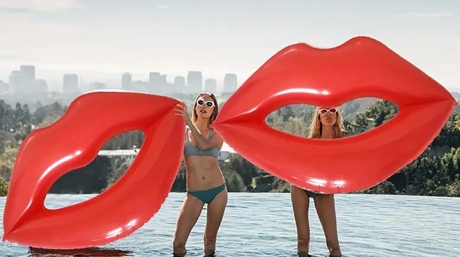 Giant Inflatable Lips Bed