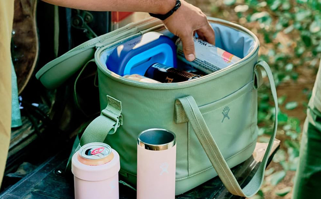 Hydro Flask 12 L Carry Out Soft Cooler