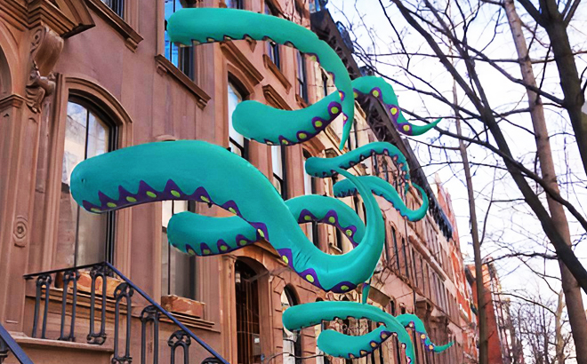 Inflatable Tentacles Halloween Decor