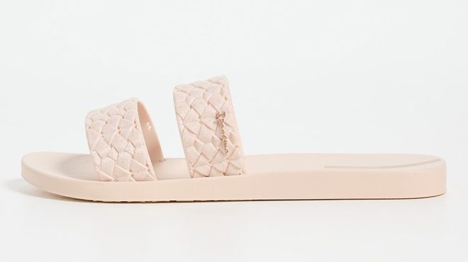 Ipanema Renda II Sandals in Beige Color