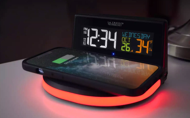 La Crosse Wireless Charging Alarm