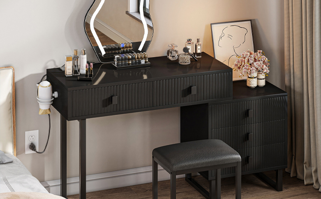 Makeup Vanity Table Set in Black