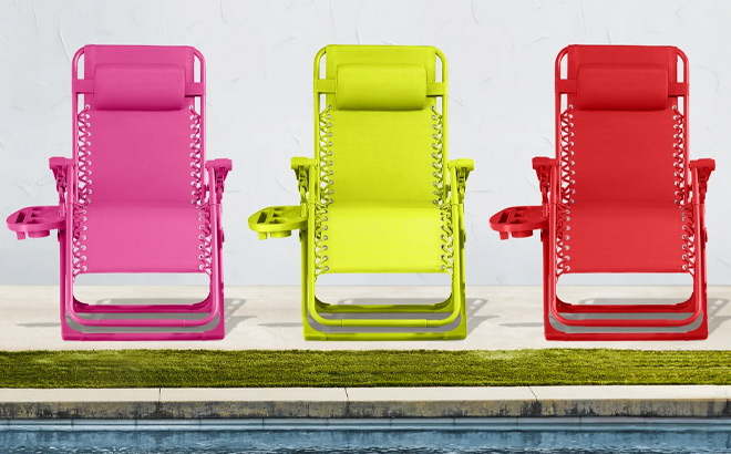 Monochromatic Zero Gravity Patio Chairs