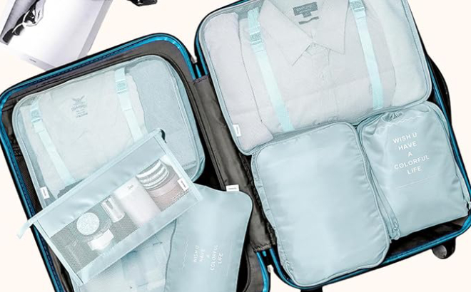 Packing Cubes 7 Piece Set in a Luggage