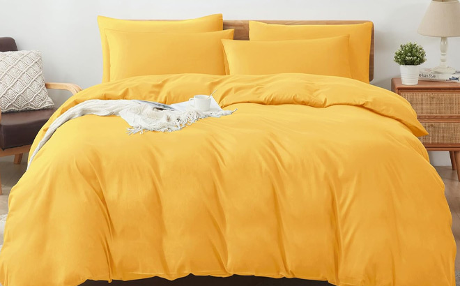 Sufdari Duvet Cover Queen Set in Mango Color