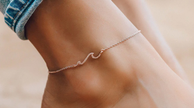 6 Rose Gold Pave Wave Anklet