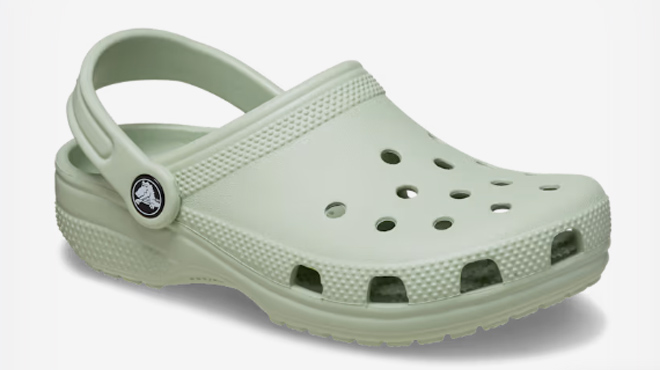 7 Crocs Classic Slide Sandals