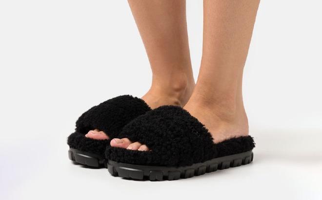 A Person Wearing UGG Cozetta Curly Womens Slippers