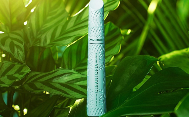 CoverGirl Lash Blast Cleantopia Mascara