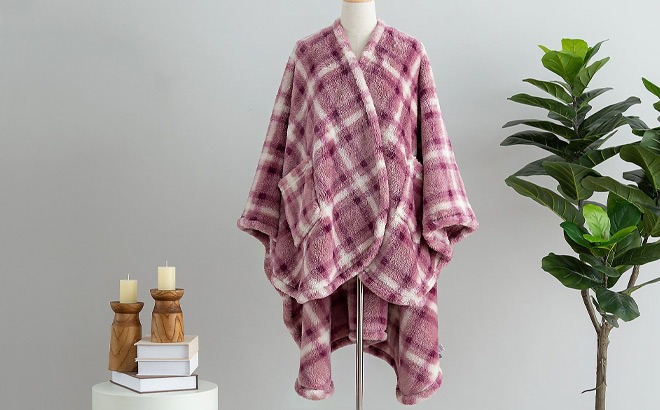 Cozy Wearable Throw