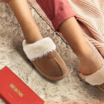 Dream Pairs Womens Indoor Fuzzy Slippers in Brown