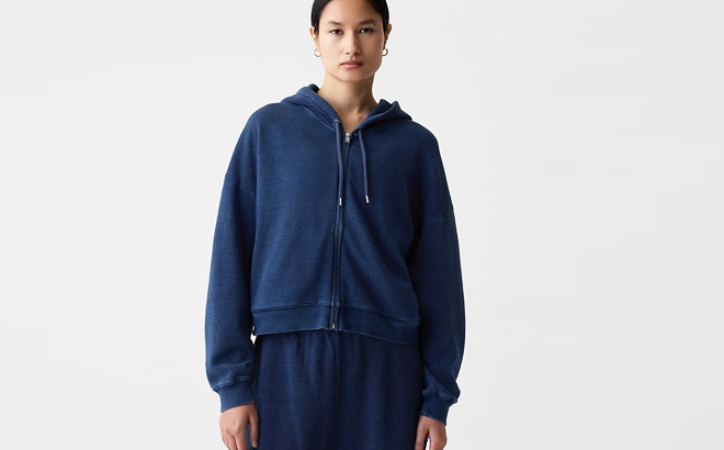 GAP Womens Textured Cropped Hoodie