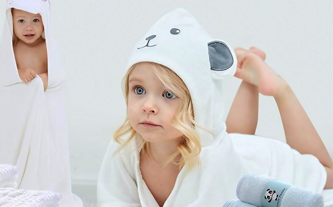 Kids Wearing Hiphop Panda Hooded Towel