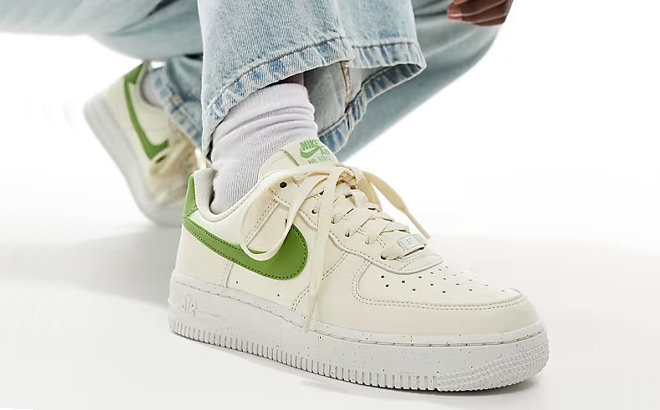 Nike Air Force 1 Sneakers