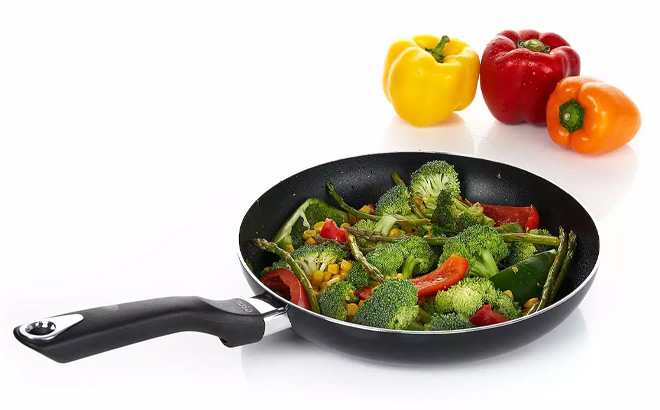 Nonstick Bistro Saute Pan