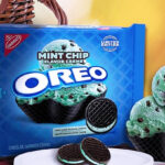 Oreo Mint Chip Chocolate Sandwich Cookies