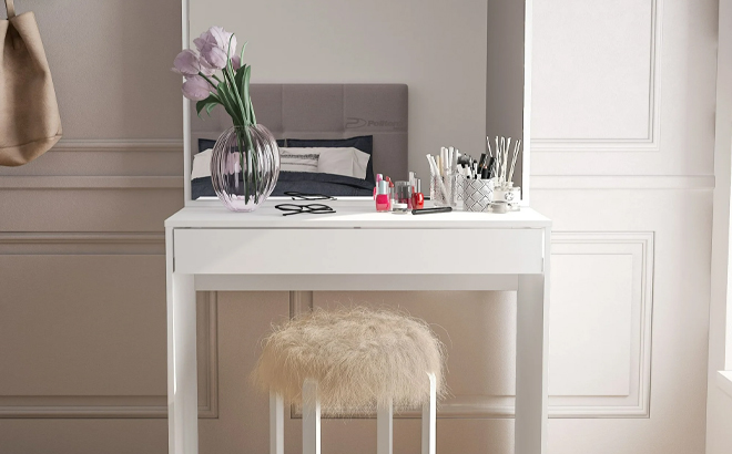 Polifurniture Virginia Modern Vanity Table