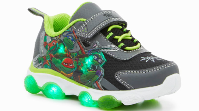 TNMT Kids Light Up Sneakers