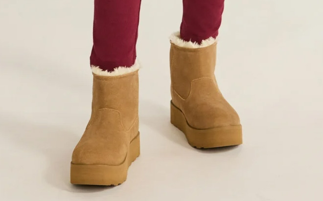 Time and Tru Womens Genuine Suede Platform Cozy Boots in Cognac Color