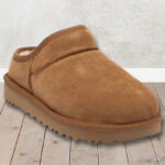 UGG Classic Womens Slippers in Brown