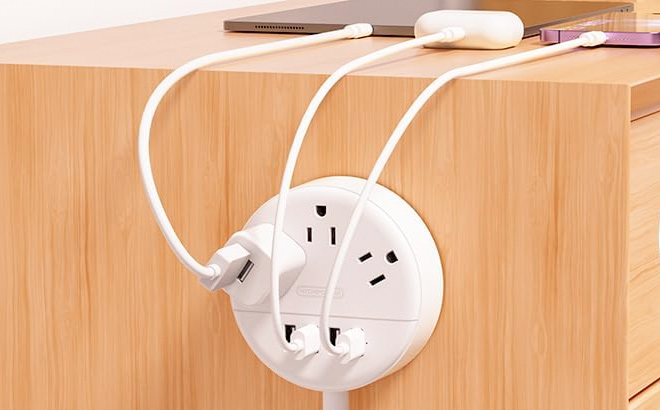 White Extension Cord 5 FT Ultra Thin Flat Plug Power Strip with 4 USB Ports