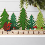 Wondershop Woodland Christmas Countdown Advent Calendar with Hedgehog Counter