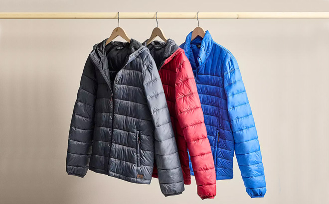 ZeroXposur Mens Emeric Puffer Jackets on a Rack