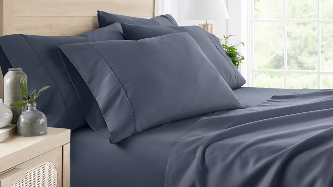 Becky Cameron Solid 6 Piece Sheet Set Extra Pillow Cases