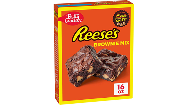 Betty Crocker Reeses Brownie Mix with Reeses Peanut Butter Chips