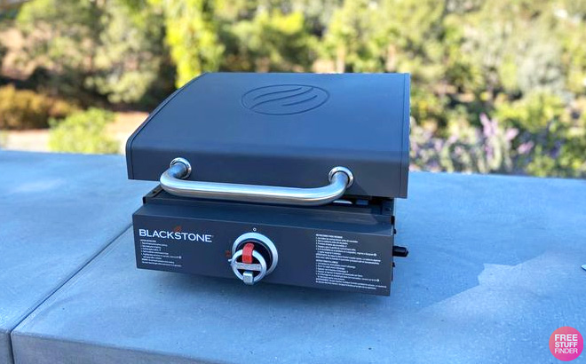 Blackstone 17 Inch Portable Outdoor Griddle in Black