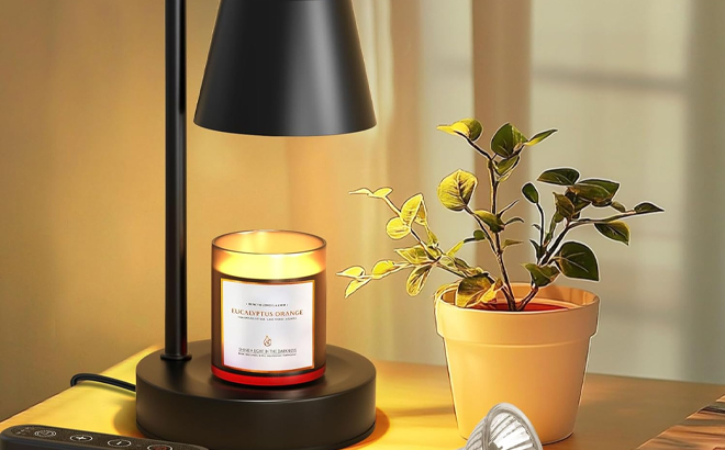 Dimmable Candle Warmer Lamp on a Table