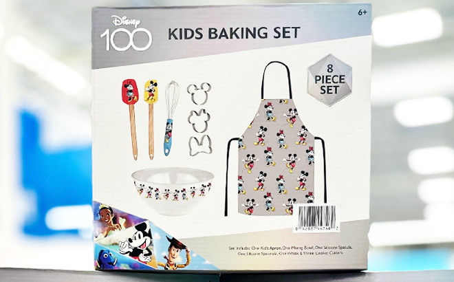 Disney Mickey and Minnie 100th Anniversary Kids 8 Piece Baking Set