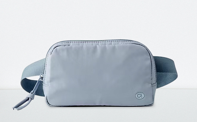 GapFit 100 Recycled Belt Bag 2