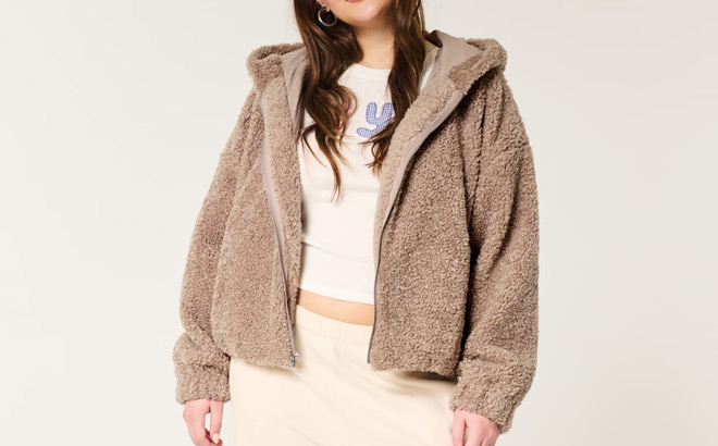 Hollister Womens Faux Fur Jacket